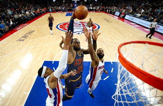 Cavaliers y Warriors jugarán su tercera final consecutiva