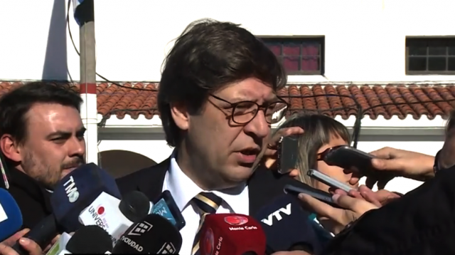 http://www.radiomontecarlo.com.uy/imgs/articulos/articulos36_38009.png