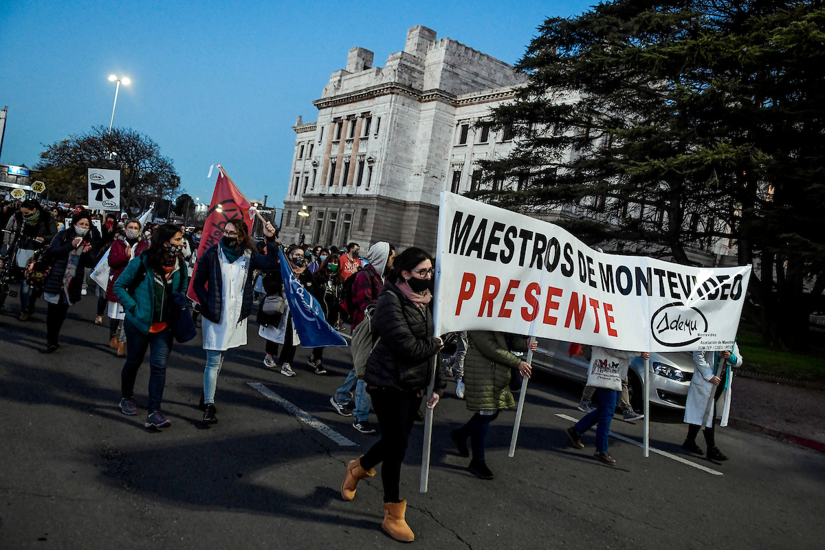 El sindicato de maestros de Montevideo convocó a un paro para este ...
