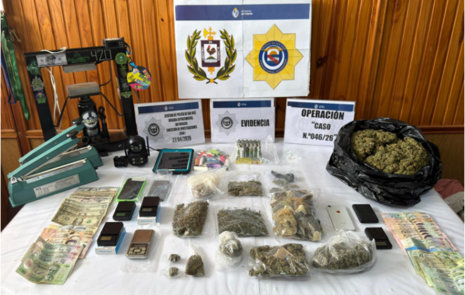 Incautan casi 2 kilos de droga y detienen a dos hombres en ...
