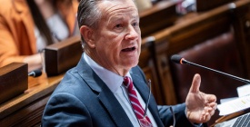 El diputado Colorado Gabriel Gurmendez propone eliminar la obligatoriedad de voto a los egresados universitarios