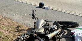 Ruta 102: un cami�n embisti� a una pareja en moto, mat� a una mujer y huy�