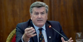 El Gobierno muestra impericia al no anunciarle a la oposici�n la idea de trasladar a la fiscal de Corte al TCA, sostiene Pedro Bordaberry