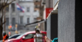 Pelea entre personas en situaci�n de calle se sald� con un herido de gravedad tras ser atacado con una varilla