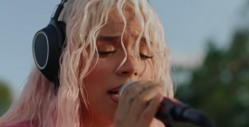 Karol G denuncia que la han amenazado con quitarle la visa si criticaba al ICE 