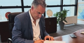 Orsi firm� el decreto reglamentario de la ley que regula la muerte m�dicamente asistida