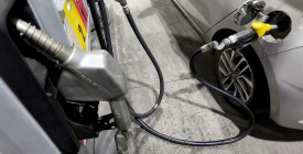 El Poder Ejecutivo resolvi� mantener los precios de venta al p�blico de los combustibles en agosto