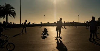 Francia cierra 1.350 colegios por la ola de calor