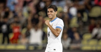 Uruguay derrot a Uzbekistn 2-1