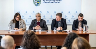 Las negociaciones salariales se prolongarn un mes ms antes que laude el Gobierno