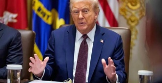 Trump anuncia su intencin de "pausar permanentemente" la inmigracin desde "todos los pases del tercer mundo"