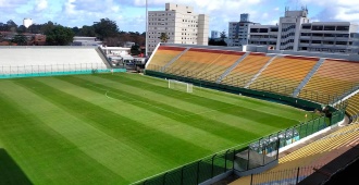 Pe�arol jugar� con el River de Gallardo