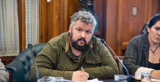 Diputado del FA asegura que bono escolar llegar� a todos los beneficiarios de forma gradual 