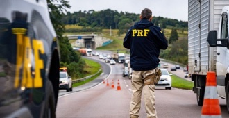 Al menos seis personas murieron y 45 m�s resultaron heridas tras volcar un autob�s en Brasil