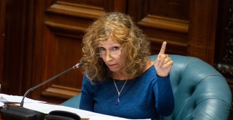 Constanza Moreira dijo que es una buena iniciativa enviar ayuda Cuba y record� a los m�dicos oftalm�logos que operaron en Uruguay 