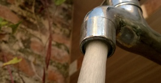 El ambientalista Ra�l Vi�a afirm� que el agua de OSE no es potable