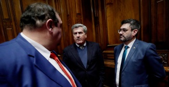 Diputado colorado realiz� pedido de informes al MSP por video donde militantes del Frente Amplio manipulan medicamentos en un comit� para "enviar a Cuba"