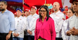 Delcy Rodr�guez destituye a Vladimir Padrino al frente del Ministerio de Defensa