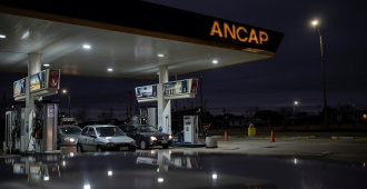 Las estaciones de servicio cuentan con stock de combustibles para una demanda normal hasta el mi�rcoles