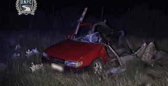 Un accidente fatal dej� como saldo 4 personas fallecidas, entre ellos dos menores de edad, en Florida