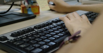 Meta monitorea la actividad de sus empleados para entrenar agentes de IA