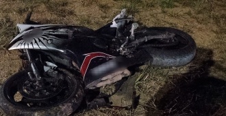 Falleci� un motociclista tras impactar contra un guardarra�l