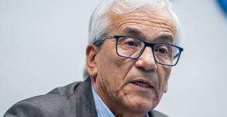 Juan Castillo se reuni� con el director general de la OIT, Hilbert Hungbo