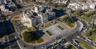 Mario Bergara dijo que al momento solamente vieron un dibujo inicial del proyecto en la zona del Palacio Legislativo
