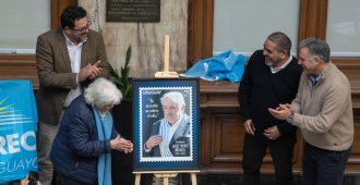 El Correo Uruguayo present� un sello conmemorativo en homenaje al expresidente Jos� Mujica