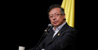 Petro afirma que no autoriz� la suspensi�n de las �rdenes de captura de los l�deres del Clan del Golfo