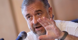 Pablo Inthamoussu mostr� una gran esperanza de poder resolver las deudas de las personas de bajos recursos