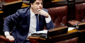 �Nadie se saca la foto de la c�dula con un pasamonta�as�, dijo diputado blanco por proyecto que penaliza matr�culas tapadas