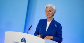 Lagarde defiende la subida de tipos del BCE: "Cada uno tiene que hacer lo que le corresponde"