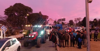 El movimiento de camioneros autoconvocados llev� sus reclamos al Palacio Legislativo 