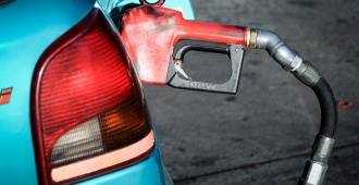 Rebaja de combustibles: oposici�n esperaba mayor reducci�n y oficialismo destaca el impacto que genera en todos los sectores socioecon�micos