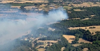 Cientocincuenta ni�os fueron confinados de una casa de colonias por el incendio en la Bisbal d'Empord�