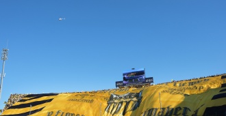 Pe�arol: quita de un punto, multa econ�mica y sin hinchada
