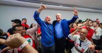 Lula celebra su hist�rica reelecci�n: "Esta elecci�n ha sido la derrota del negacionismo y de la mentira"