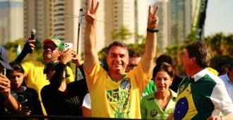 Un diputado de Bolsonaro anunci� que el excandidato presidencial parti� rumbo al "exilio" en EEUU
