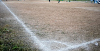 "Est�bamos disfrutando y se empezaron a escuchar tiros, los ni�os lloraban", partido de f�tbol infantil debi� suspenderse por balacera 