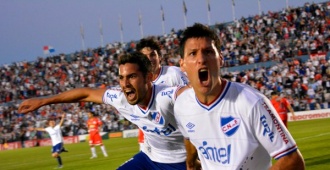 Agónico triunfo de Nacional que llega al final un punto atrás de Peñarol Mantiene la chance