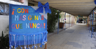 Autoridades saludaron a docentes y alumnos por el 