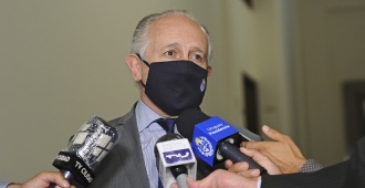 Da Silveira: 