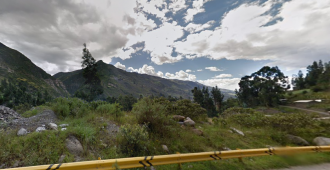 Deslizamiento de un cerro cae sobre unas 50 casas en sierra de Perú