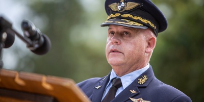 Un Coronel de la Fuerza A�rea fue sancionado y cesado por acciones indecorosas