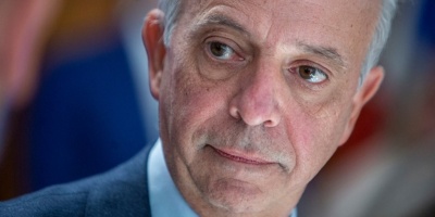 El ministro de Defensa dijo que senadora del FA cuestion� medida de su cartera que fue propuesta por un diputado frenteamplista