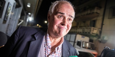 La Justicia dispuso la incautaci�n de tel�fonos celulares y pasaportes a Penad�s y Mauvez�n