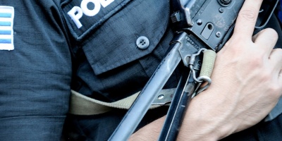 Investigan doble homicidio en barrio Casab�