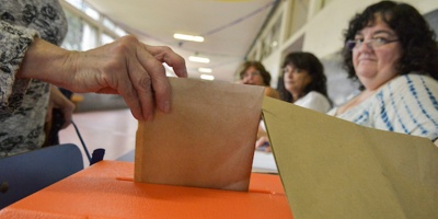 �La opci�n del plebiscito es compleja para el pa�s y compleja para la izquierda� asegur� el senador Jos� Carlos Mah�a