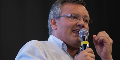 Santiago Gonz�lez: Crea nueva agrupaci�n pol�tica y pide reformar la constituci�n para habilitar los allanamientos nocturnos